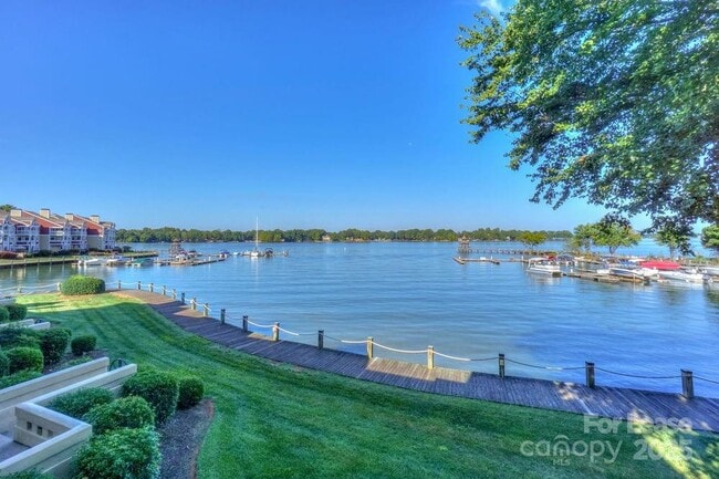 property at 871 Southwest Dr