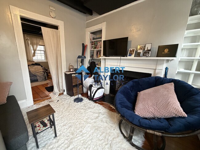 5 Champney Pl in Boston, MA - Building Photo - Building Photo