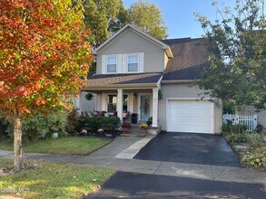 8 Furlong St in Saratoga Springs, NY - Building Photo - Building Photo