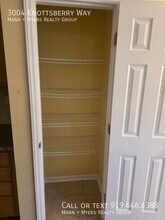 3004 Knottsberry Way in Apex, NC - Building Photo - Building Photo