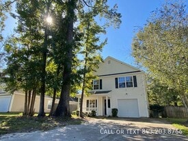 8731 Hayden Glenn Dr in North Charleston, SC - Building Photo
