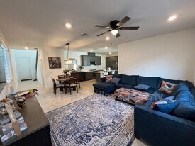 76279 Cambridge Dr in Palm Desert, CA - Building Photo