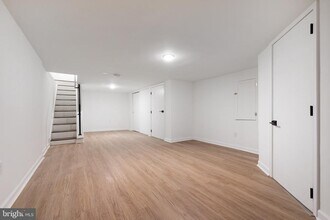 1830 Montrose St in Philadelphia, PA - Building Photo - Building Photo