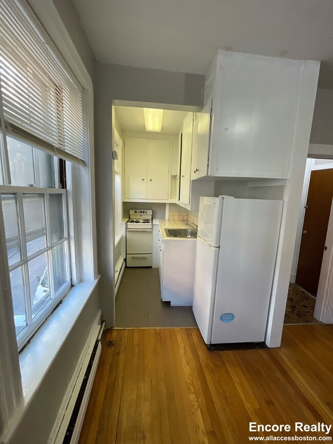 41 Anderson St, Unit 2-1 in Boston, MA - Foto de edificio - Building Photo