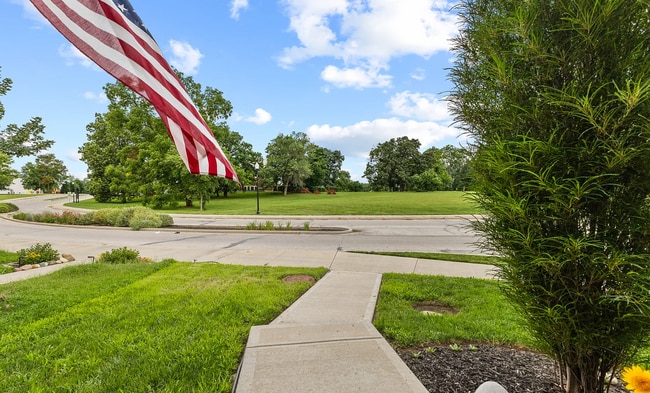 163 Steeples Blvd in Indianapolis, IN - Building Photo - Building Photo