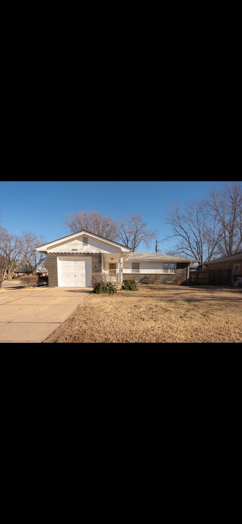 property at 1002 S Capri Ln