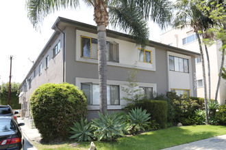 357 S Elm Dr in Beverly Hills, CA - Building Photo - Building Photo