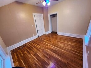 605 N Calhoun St in Lapeer, MI - Building Photo - Building Photo