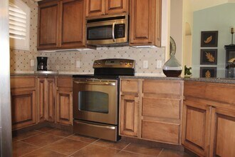 4571 High Park Dr in Saint George, UT - Foto de edificio - Building Photo