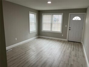 25 Denison St in Providence, RI - Building Photo - Building Photo