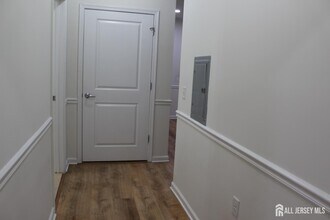 613 Doral Ct in Piscataway, NJ - Building Photo - Building Photo