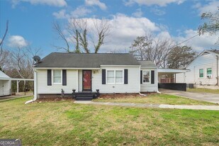 8449 Fairview Dr in Douglasville, GA - Building Photo