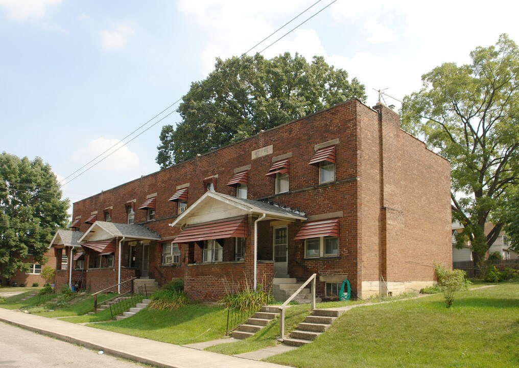 2608-2616 Adams Ave in Columbus, OH - Foto de edificio