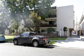 La Camdenada Apartments in Los Angeles, CA - Building Photo - Primary Photo