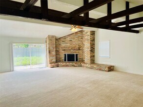 1026 Fallbrook Dr in Houston, TX - Building Photo - Building Photo