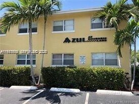 4051 NE 13th Ave, Unit 543 in Oakland Park, FL - Building Photo
