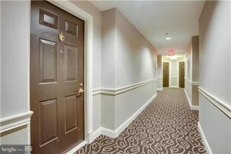 1645 International Dr in McLean, VA - Building Photo - Building Photo
