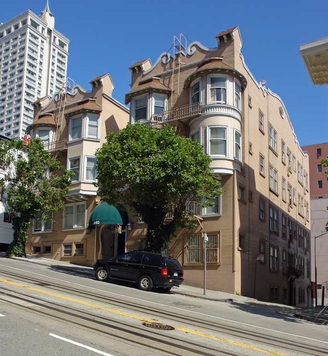 840 California in San Francisco, CA - Building Photo