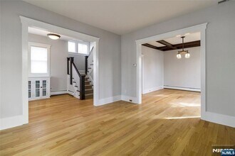 125 Large Ave in Hillsdale, NJ - Building Photo - Building Photo