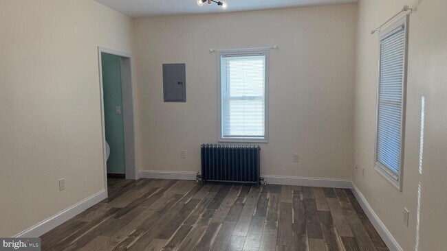 439 W Glenside Ave in Glenside, PA - Building Photo - Building Photo