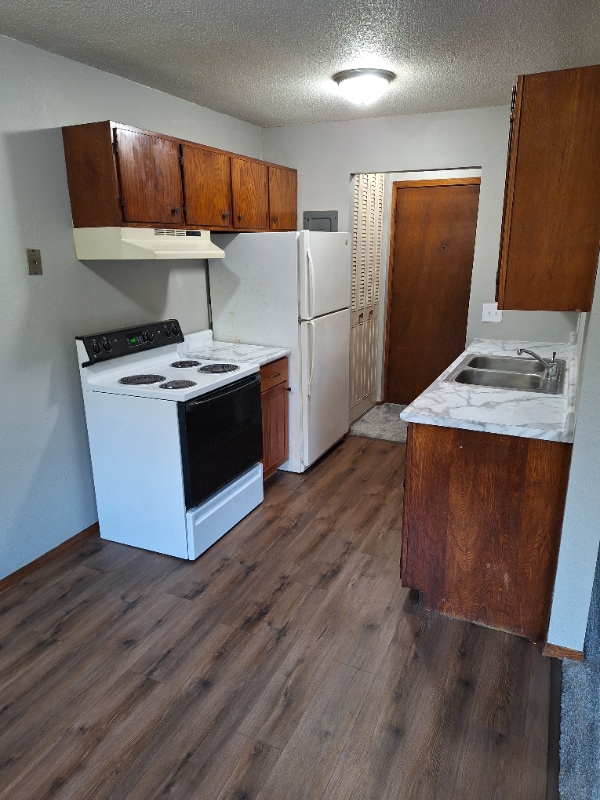 1676 English St in St. Paul, MN - Building Photo - Building Photo