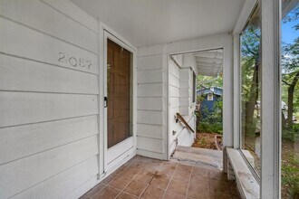 2057 N Old Wire Rd in Fayetteville, AR - Building Photo - Building Photo