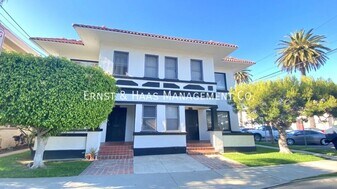 969 2nd St in Long Beach, CA - Building Photo