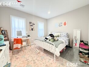 16 Long Ave, Unit 2 in Boston, MA - Building Photo - Building Photo