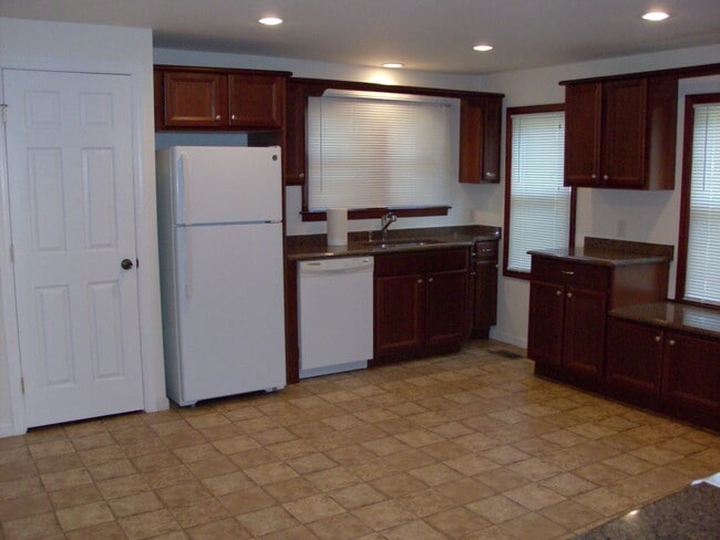 304 S Broad St in Ridgewood, NJ - Building Photo - Building Photo