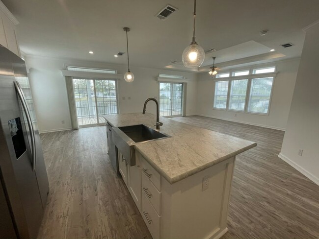 19814 Diamond Hill Ct in North Fort Myers, FL - Foto de edificio - Building Photo