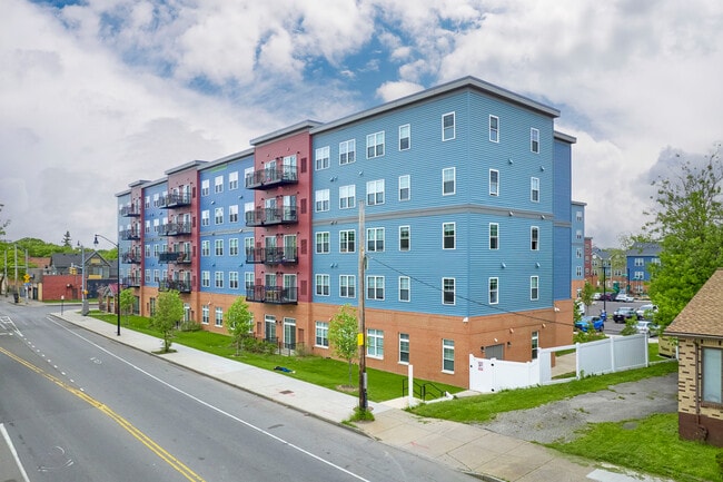 11 Maria St in Rochester, NY - Building Photo - Building Photo