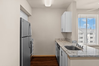 Alder Court Apartments in Tacoma, WA - Building Photo - Building Photo