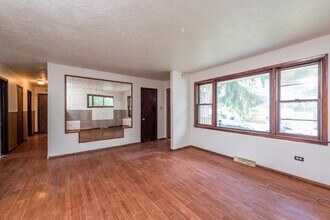 2030 Wright Ave in North Chicago, IL - Building Photo - Building Photo
