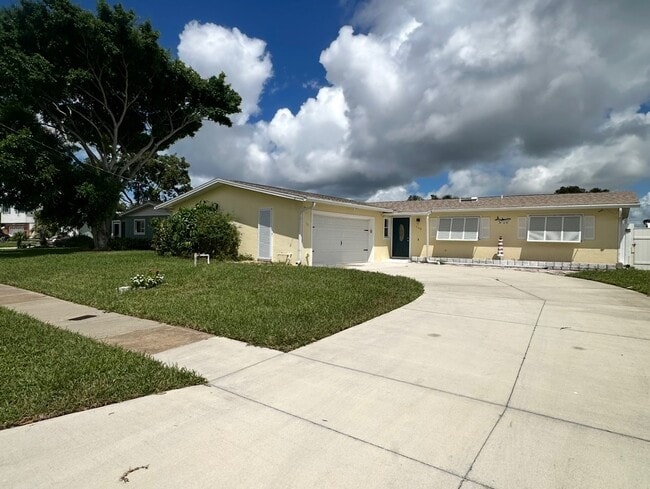 property at 1560 Salmon St