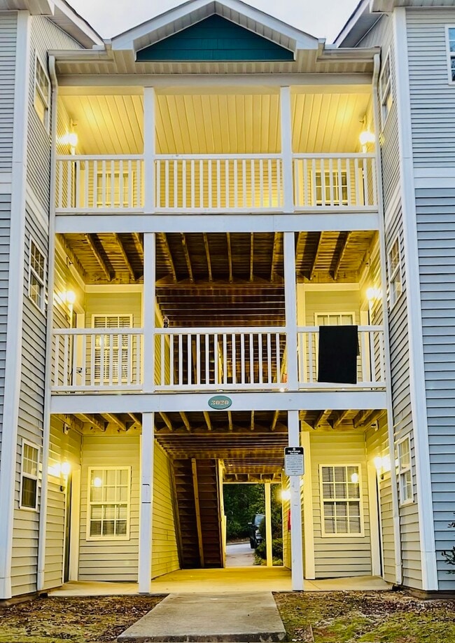 1130 Carlton Ave, Unit 202 in Raleigh, NC - Building Photo - Building Photo