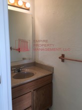 25182 E Broadway Ave-Unit -15 in Veneta, OR - Foto de edificio - Building Photo