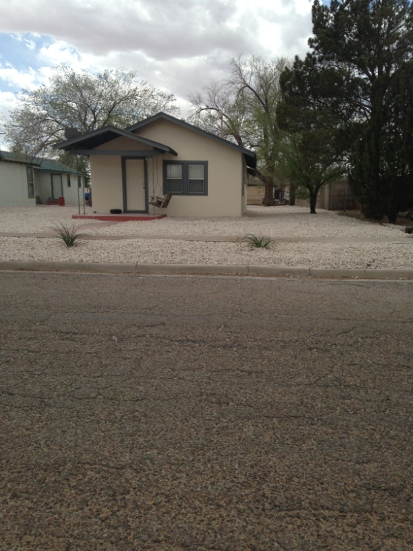 816 S Avenue A in Portales, NM - Foto de edificio - Building Photo