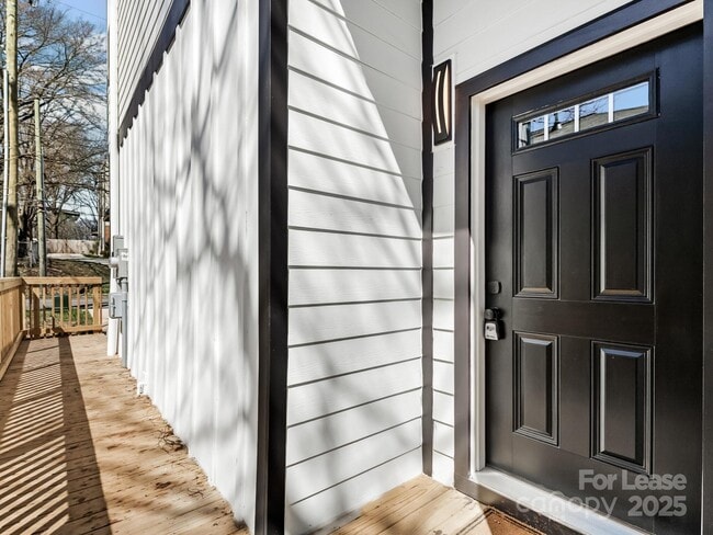 1310 N Davidson St in Charlotte, NC - Building Photo - Building Photo