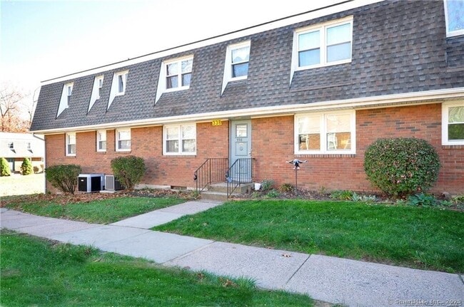 338 Dunfey Ln in Windsor, CT - Foto de edificio - Building Photo
