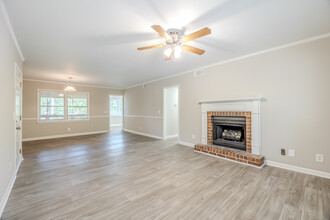 Villas on Briarcliff in Atlanta, GA - Foto de edificio - Interior Photo