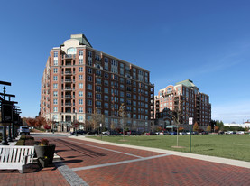 The Perry at Park Potomac Apartments