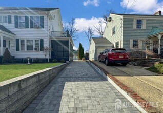 67 Pleasant Ave in Edison, NJ - Building Photo - Building Photo