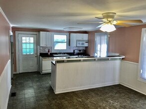 102 Ned Ln in Swansboro, NC - Building Photo - Building Photo