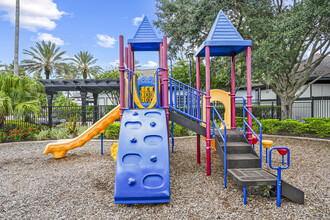 THE CLUB AT MILLENIA in Orlando, FL - Building Photo - Building Photo