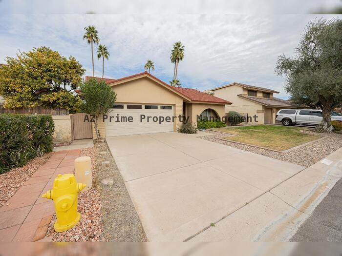 1610 E Windjammer Way in Tempe, AZ - Building Photo