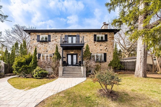property at 18 Cr East Gables