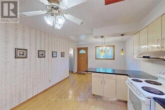 122 Rifle Range Rd in Hamilton, ON - Building Photo - Building Photo