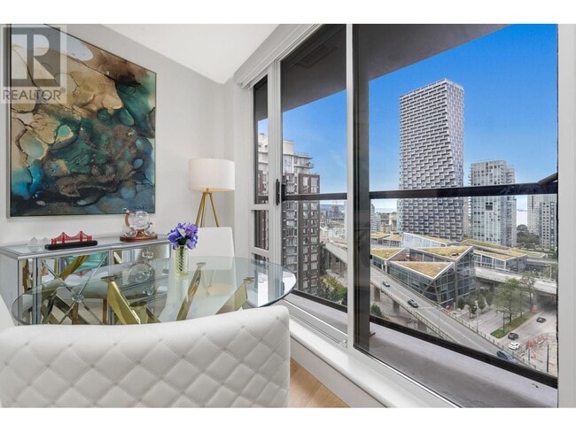 property at 501-2501 Pacific St