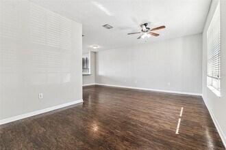 11651 Declaration Dr in Tampa, FL - Building Photo - Building Photo