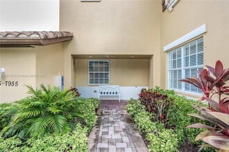 7955 NW 128th Ln in Parkland, FL - Building Photo - Building Photo